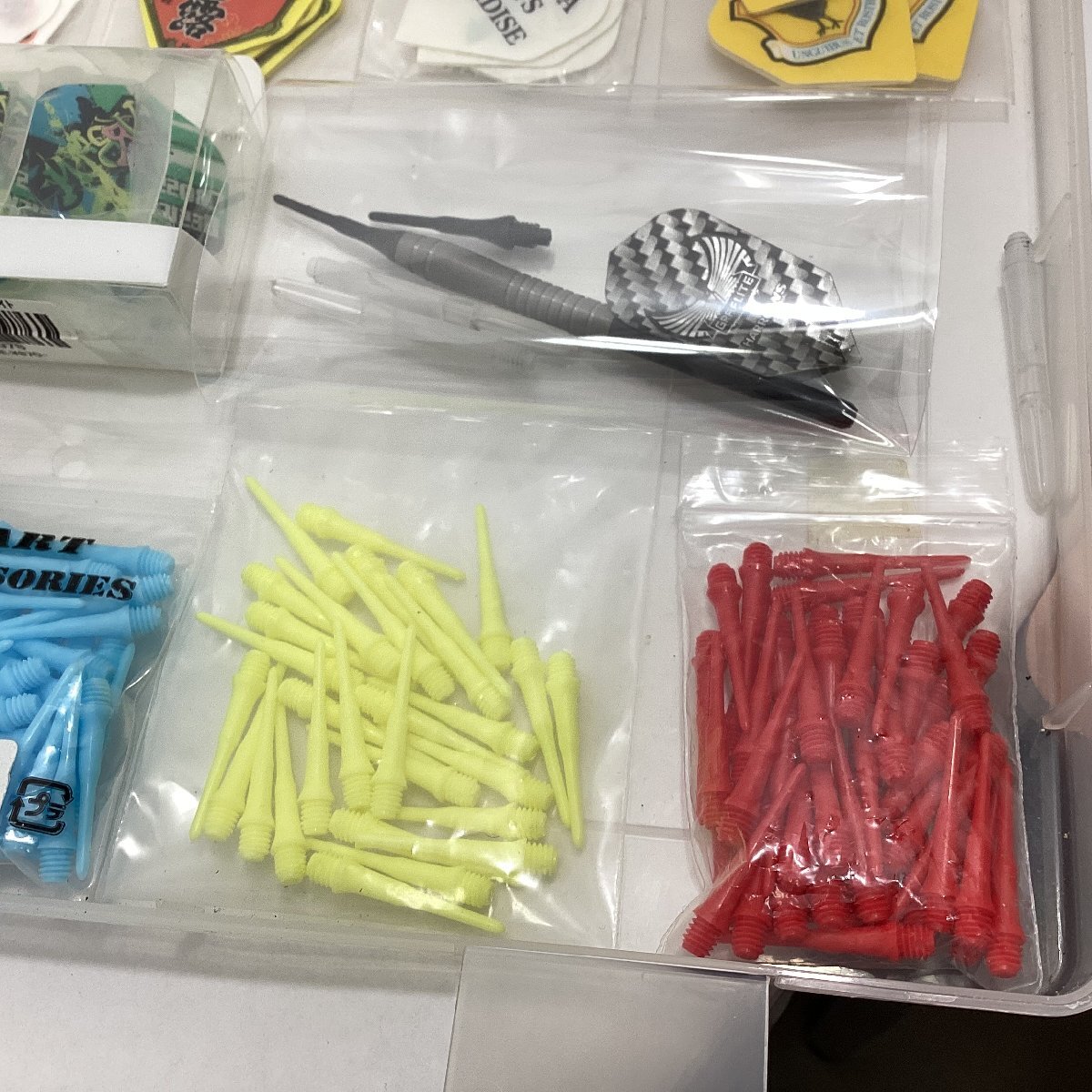 ダーツ アクセサリー 色々 まとめて チップ バレル シャフト フライト ケース ダーツ アクセサリー 色々 まとめて チップ バレル シャフト フライト ケース