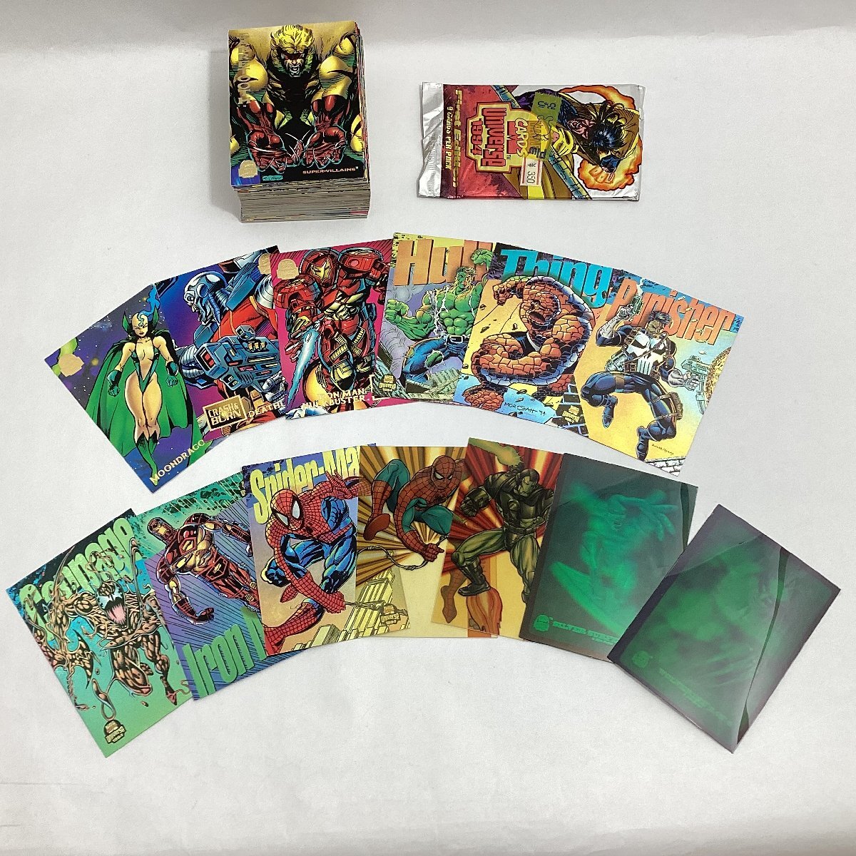 MARVEL CARDS Universe 1994 100枚以上 まとめて マーベル トレカ Xメン ウルヴァリン スパイダーマン アイアンマン 等 アメコミの画像1