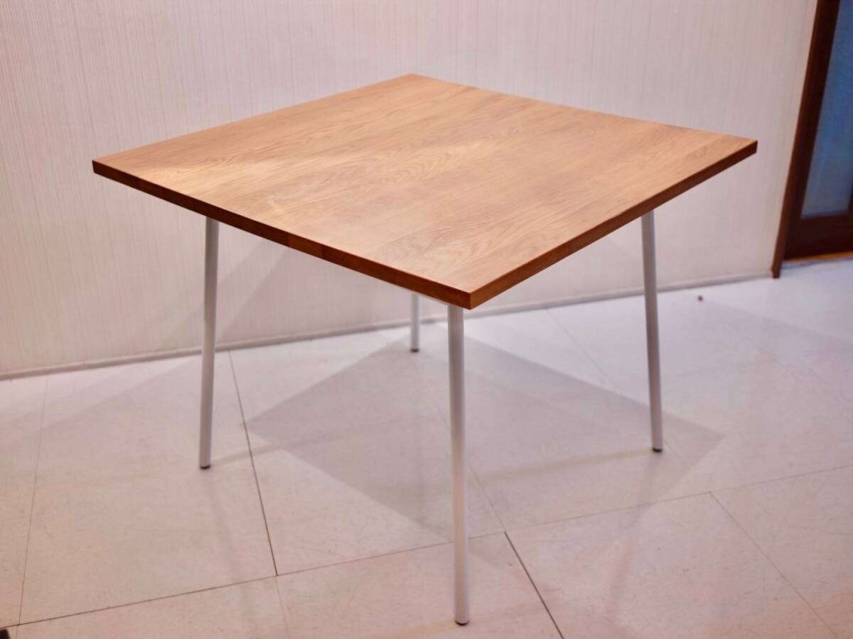 IDEE ダイニングテーブル 木製 テーブル スクウェア リビング キッチン モダン 北欧 検:マスターウォール カッシーナ アルフレックス