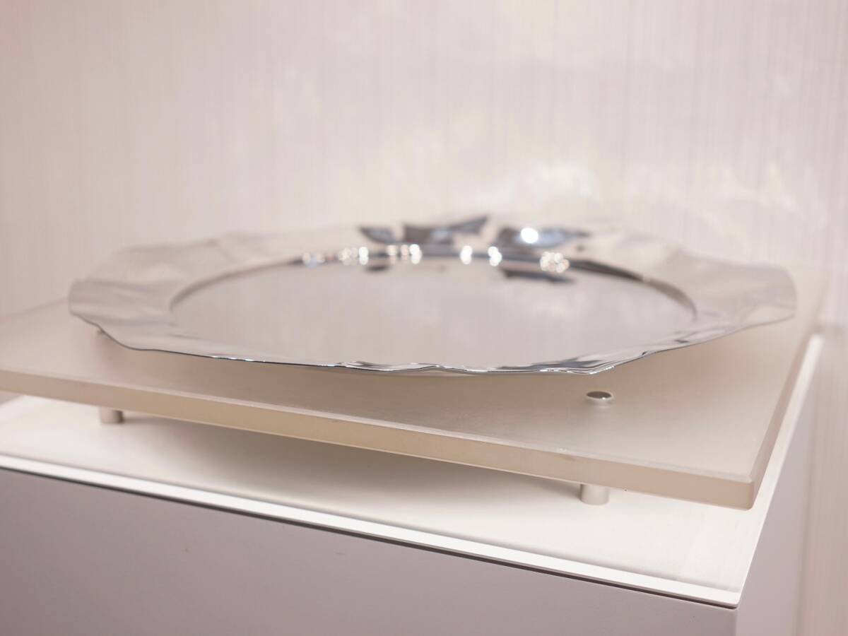 ALESSI アレッシィ FOIX ラウンドトレイ シルバー トレイ 皿 40cm 北欧 モダン キッチン用品の画像6