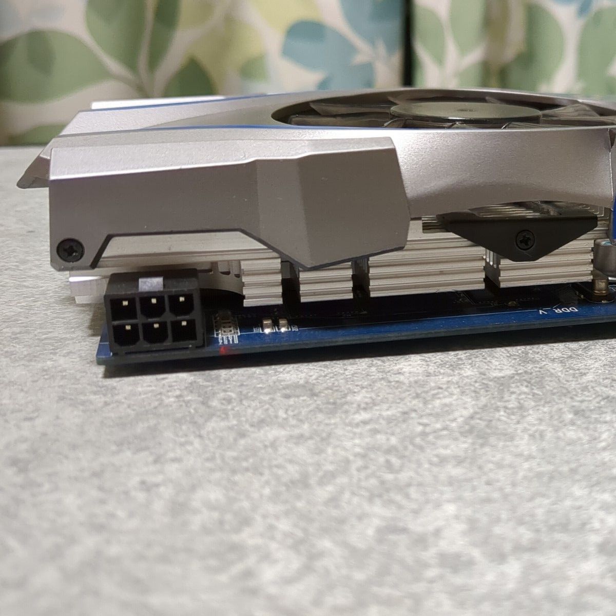ビデオカード　メーカー不明　GTX650  PCI-E 1GB (122)
