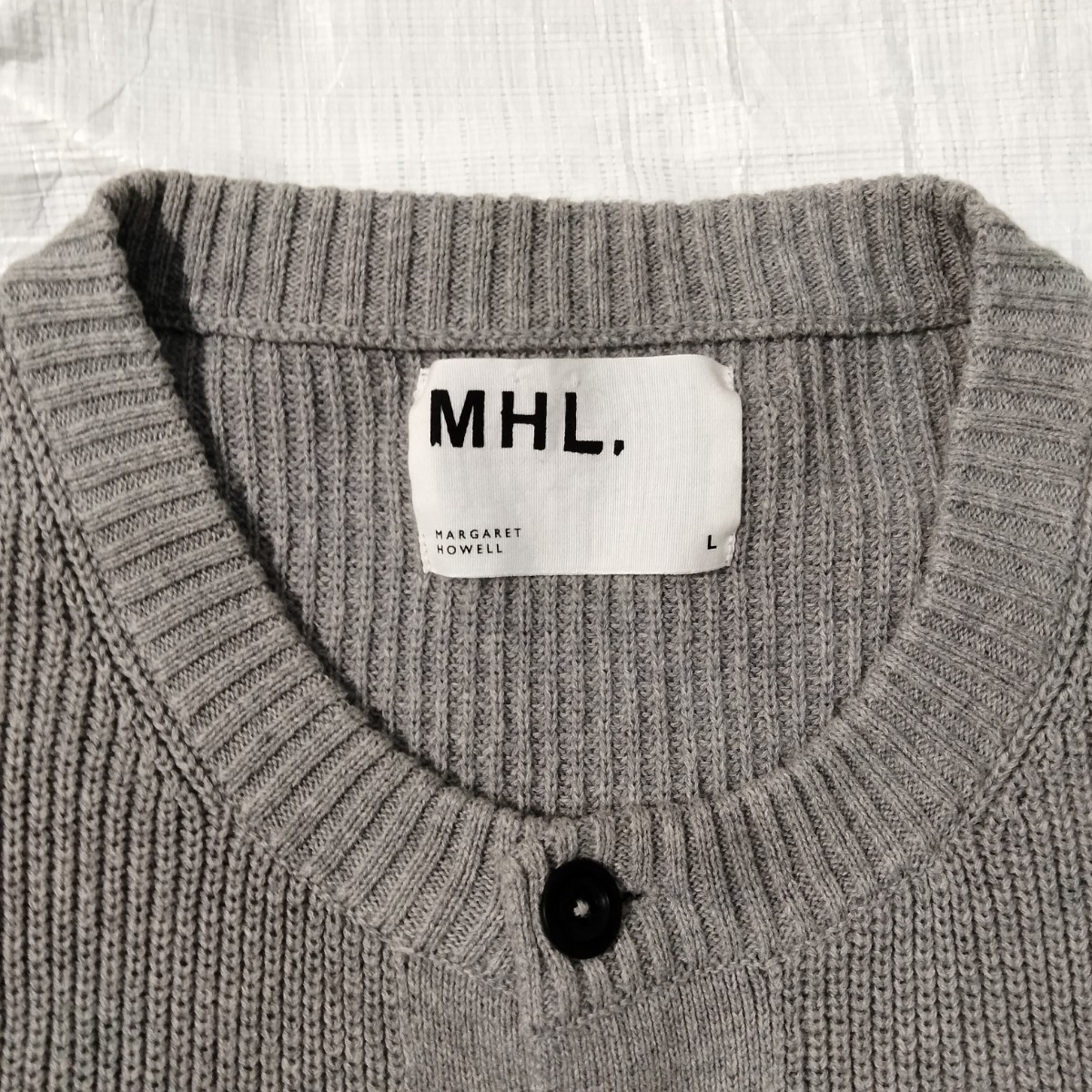 MHL. マーガレットハウエル クルーネック カーディガン 丸首 フルボタン　綿　リネン エムエイチエル 　グレー　knit　セーター　男女兼_画像2