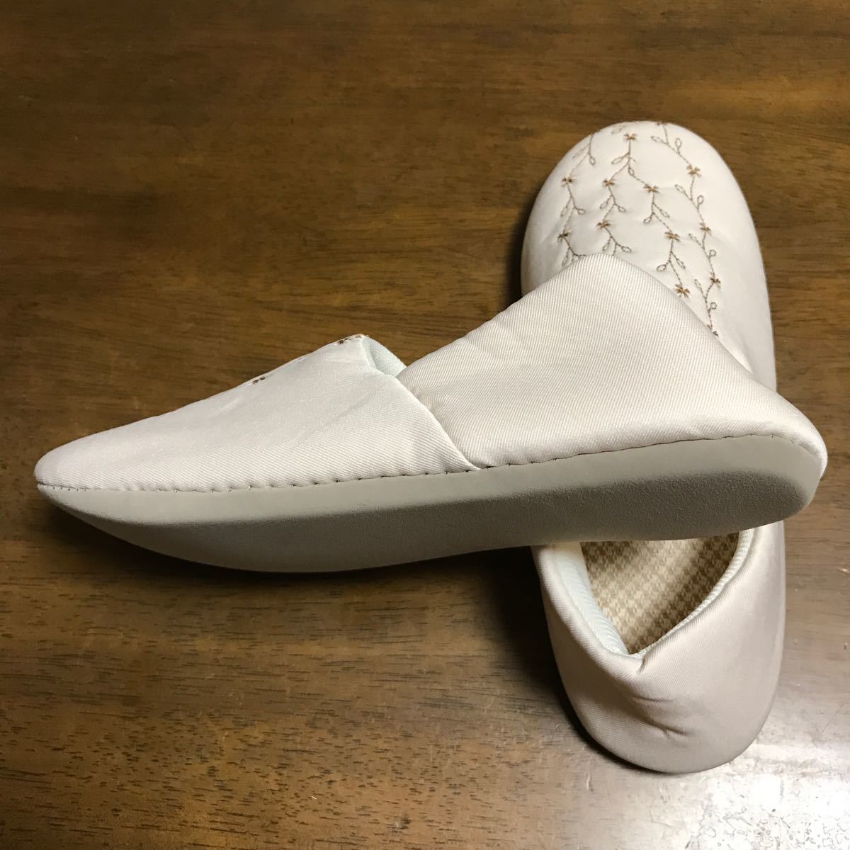  new goods embroidery room shoes floral print ( ivory )M size 23~24. non-standard-sized mail 350 jpy 