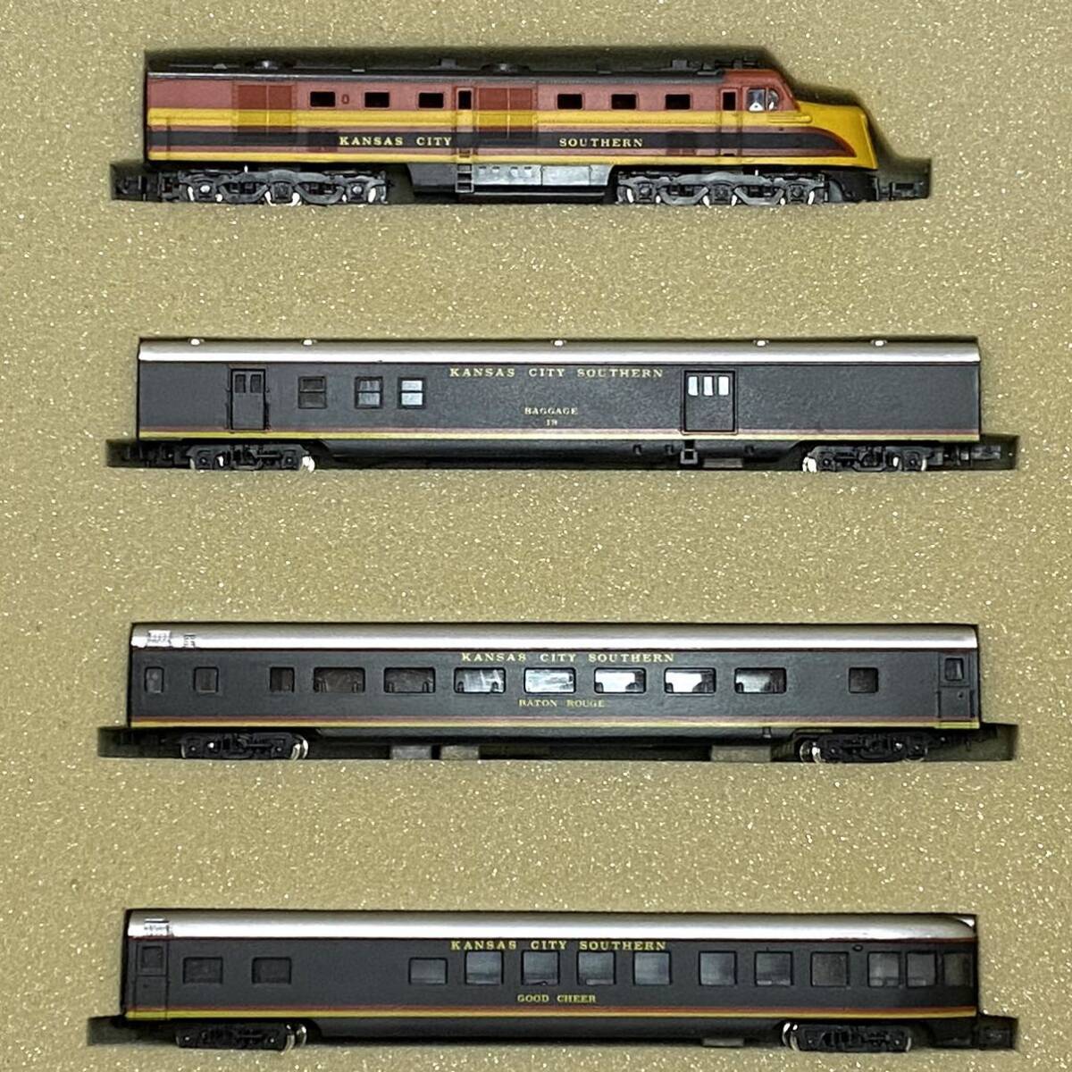 ☆ConCor コンコー Nゲージ 外国車両 KANSAS CITY SOUTHERN SOUTHERN BELLE リミテッドエディション セット 中古/現状品の画像3