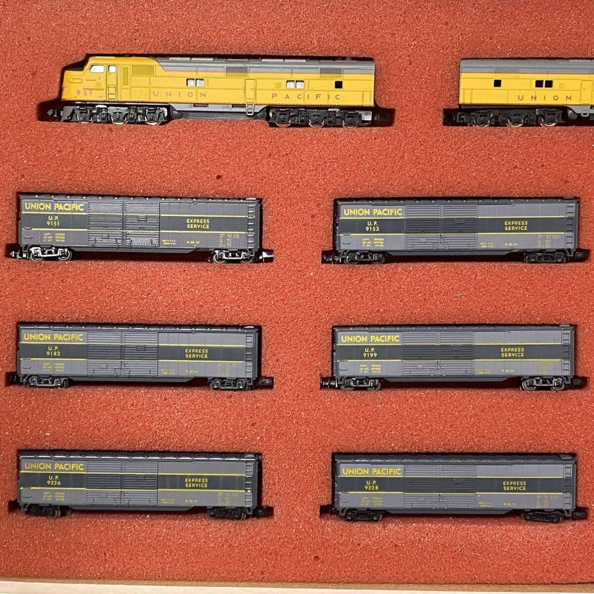 *ConCor navy blue ko- N gauge foreign vehicle row car &. car UNION PACIFIC EXPRESS SERVICE 8511 Limited Edition set 