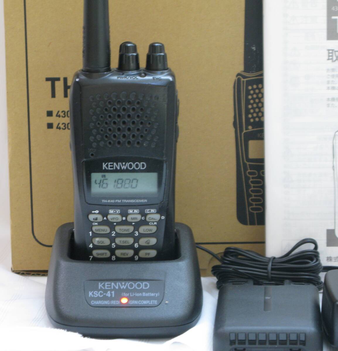 ケンウッド　Kenwood TH-K40 FMトランシーバー　中古動作品_画像2