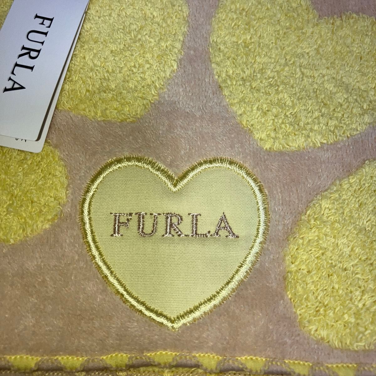 未使用　FURLA タオルハンカチ　フルラ