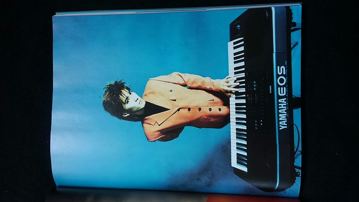 Ks MAGAZINE 小室哲哉と未来派サウンドを冒険するCD&BOOK RHYTHM RED ツアー EOS 解説 浅倉大介 B`z スコア 楽譜 シンセサイザー - その他 Ks MAGAZINE 小室哲哉と未来派サウンドを冒険するCD&BOOK RHYTHM RED ツアー EOS 解説 浅倉大介 B`z スコア 楽譜 シンセサイザー - その他