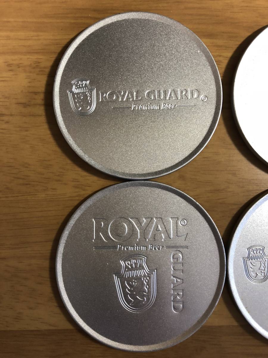 ★ チリ国 ビール“ROYAL Guard” コースター 未使用品_画像3