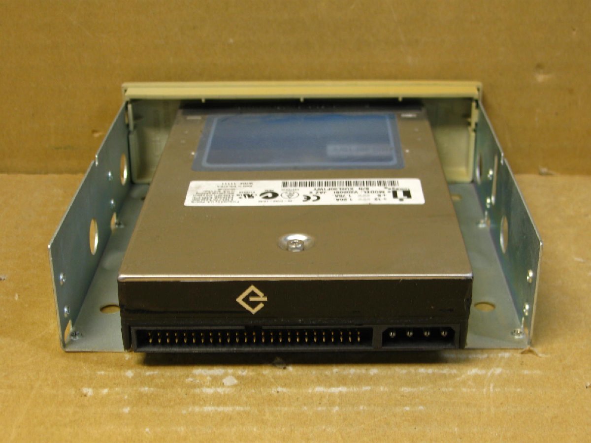▽iomega V2000Si Jaz 2 2GB 内蔵ドライブ 50pin SCSI 認識のみ 中古 アイオメガ SCSI-2の画像3