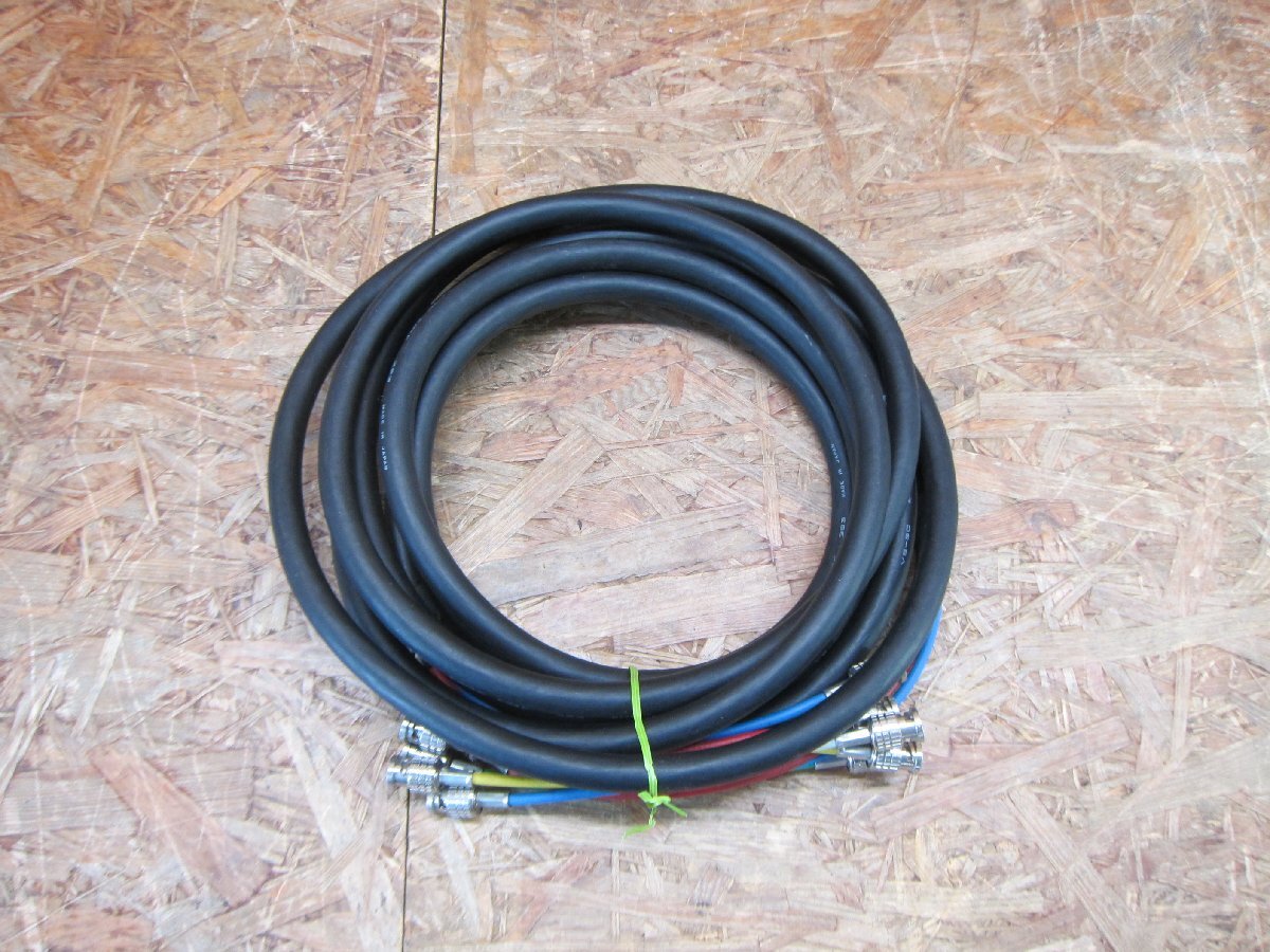 ◎CANARE ( カナレ ) / V5-3C BNC-BNCケーブル 約5.9m 75Ω Coaxial Cable/同軸ケーブル・ブラック 中古◎C250_画像1