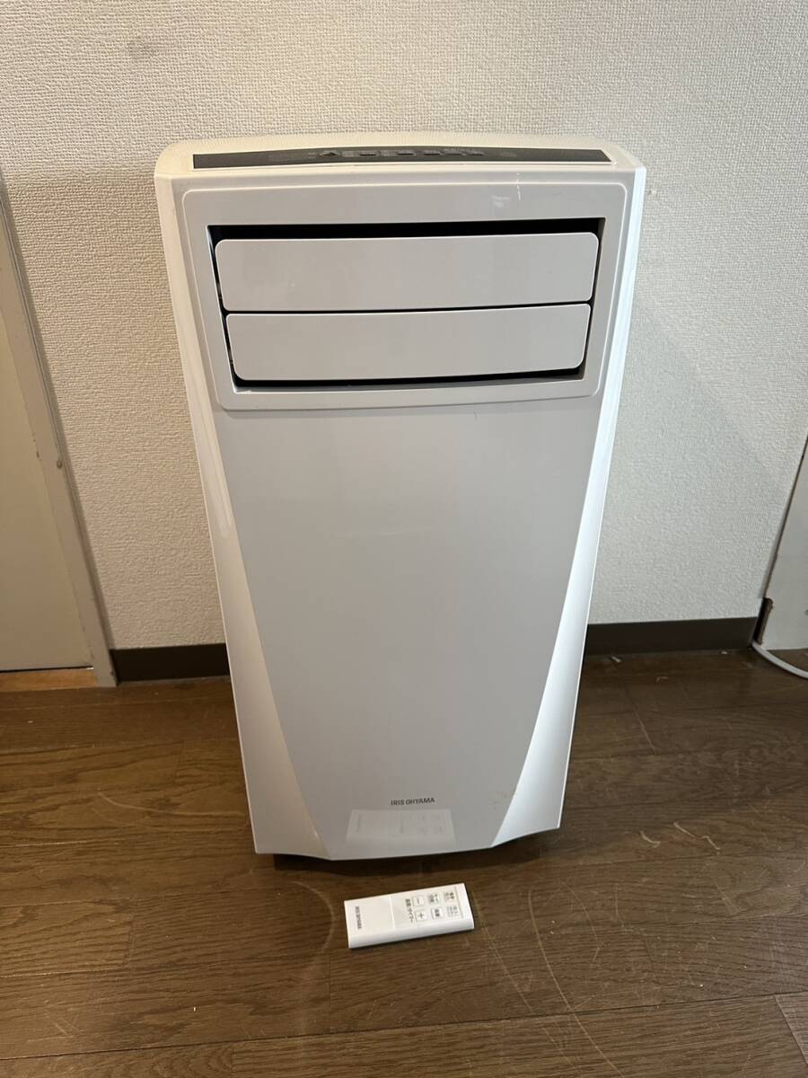 Y【中古品】アイリスオーヤマ IRIS OHYAMA ポータブルクーラー IPC-221N 2021年製 ホワイト リモコン付 通電動作確認済み_画像1