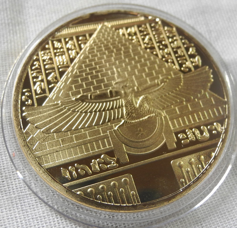 エジプト ネフェルティティ ピラミッド コレクションコイン 記念金メダル 24KP 1oz 1オンス 金貨 24金 ボールマーカー フリーメイソンの画像4