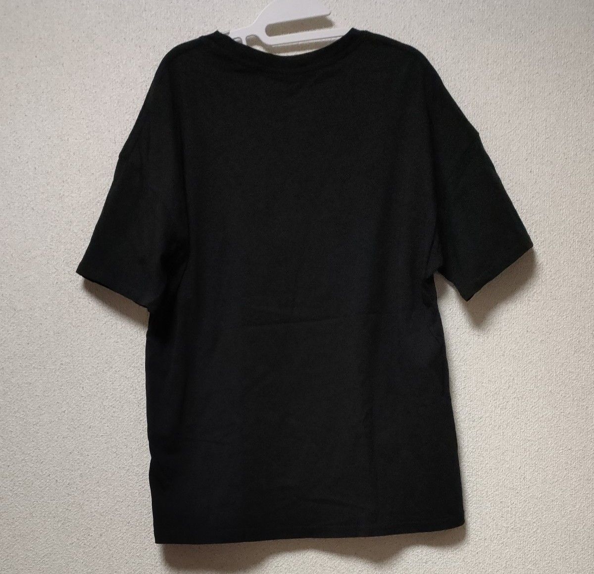 DEFEND PARIS Tシャツ 黒 ブラック クルーネック 半袖 ロック