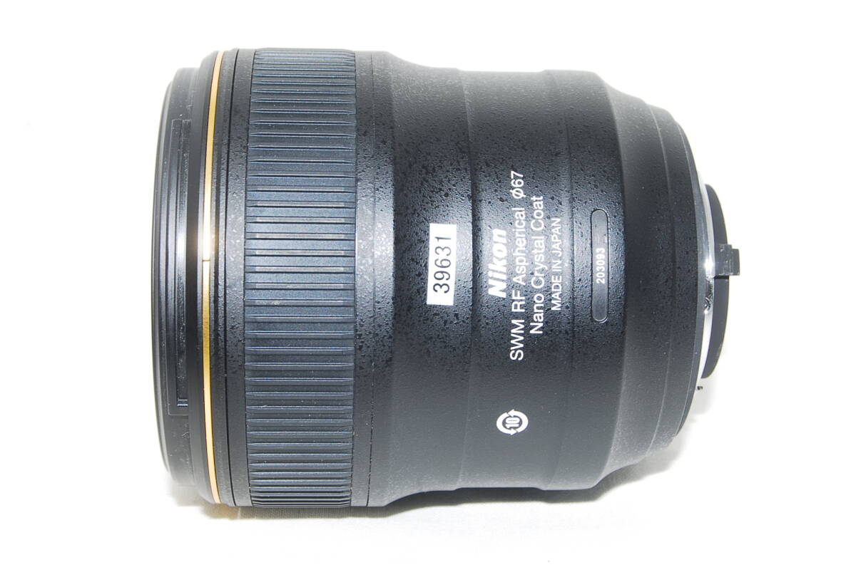 極美品 Nikon ニコン AF-S Nikkor 35mm F1 4G N フード付き 極美品 Nikon ニコン AF-S Nikkor 35mm F1 4G N フード付き