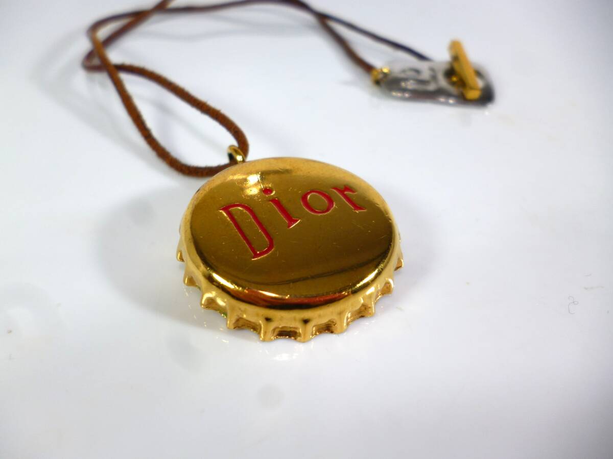 美品★Dior/クリスチャン・ディオール★ロゴ★王冠モチーフ★ネックレス★ゴールド×レッドの画像2