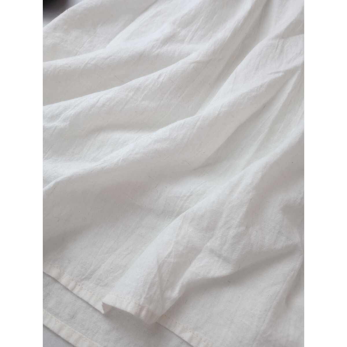 MidiUmi ミディウミ「自然体のわたしがイチバン」コットン リネン混 ボリューム袖 ロング ワンピース 日本製 オフ白 ホワイト (1Y+8988)の画像3