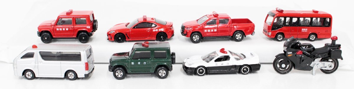 【中古品】タカラトミートミカ 街を守るぞ!消防車セット 事件を解決!警察車両コレクション 2点セット スズキ ジムニー スバルBRZ 他.,_画像2