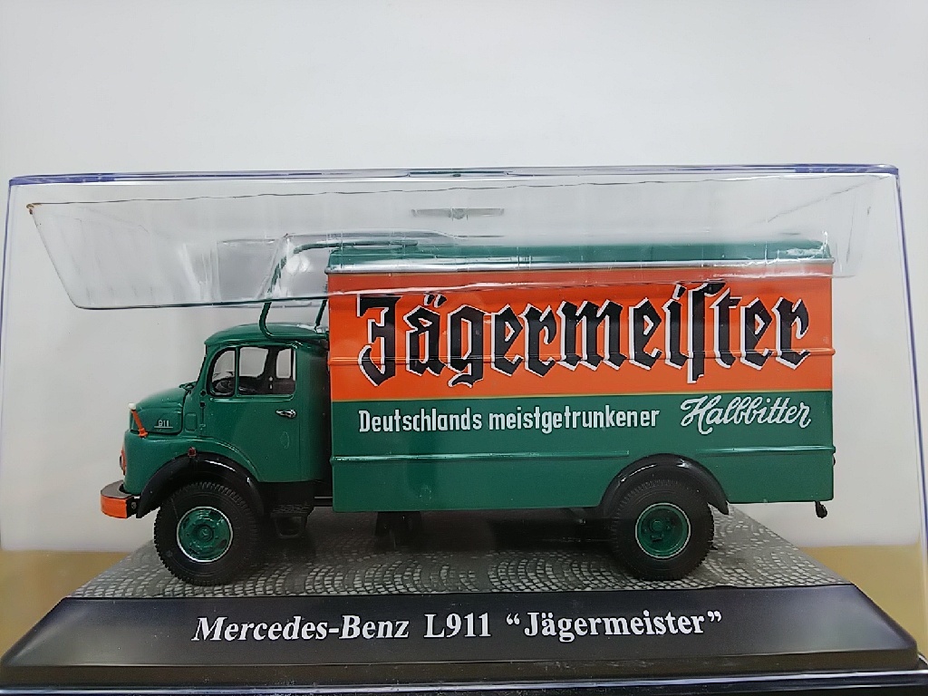 激安/新作 1/43 ClassiXXsプレミアムクラシックス ■Premium Mercedes-Benz ミニカー イエーガーマイスター メルセデスベンツ ”Jagermeister” L911 商用車、公用車