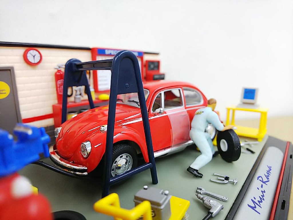 ■ HONGWELLホンウェル MiniRamaミニラマ 1/43 Volkswagen Beetle レッド フォルクスワーゲンビートル 工房ジオラマ モデルミニカーの画像2