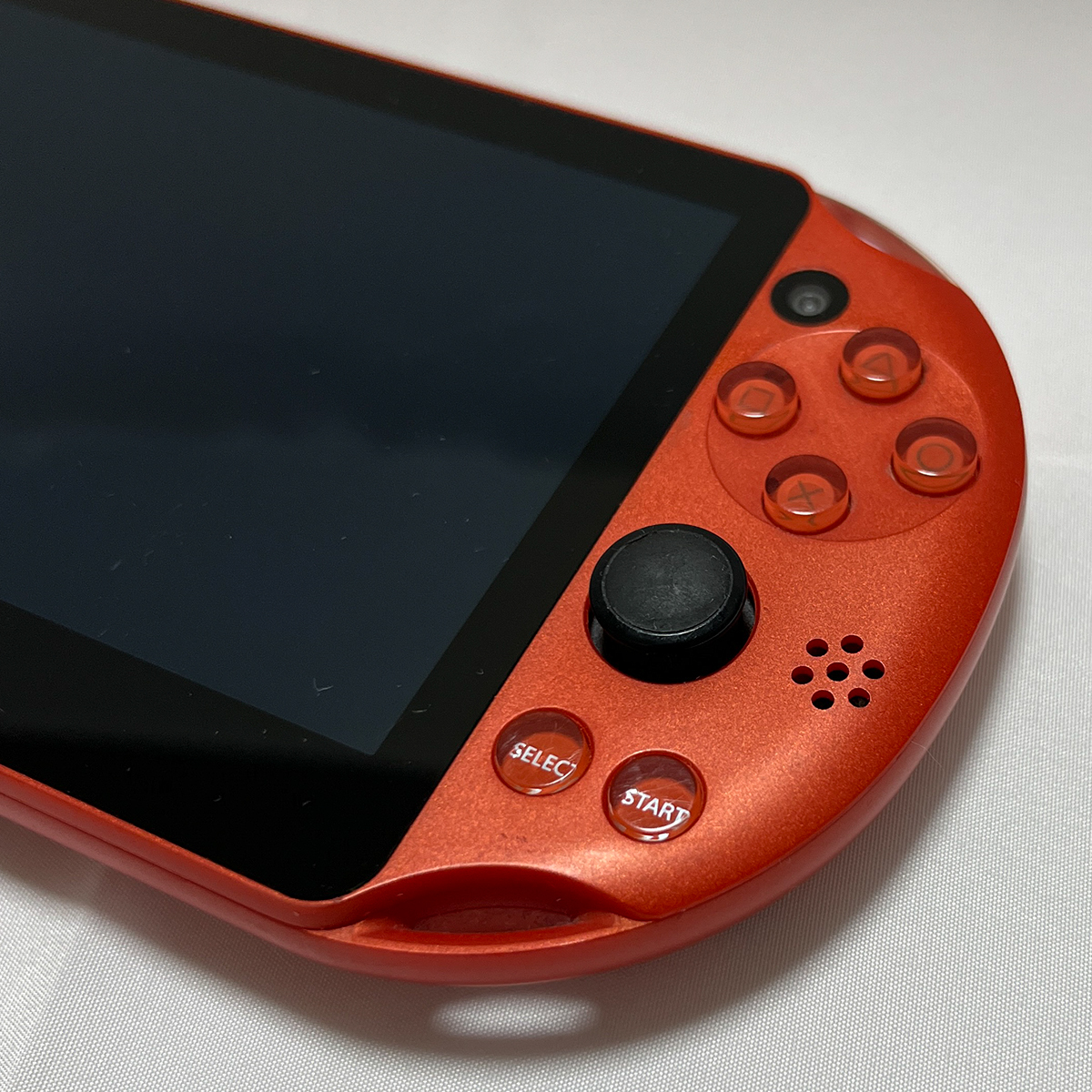 PlayStation Vita（プレイステーション ヴィータ）PS Vita PCH-2000 メタリックレッド 本体＋16GBメモリーカード付き _画像6