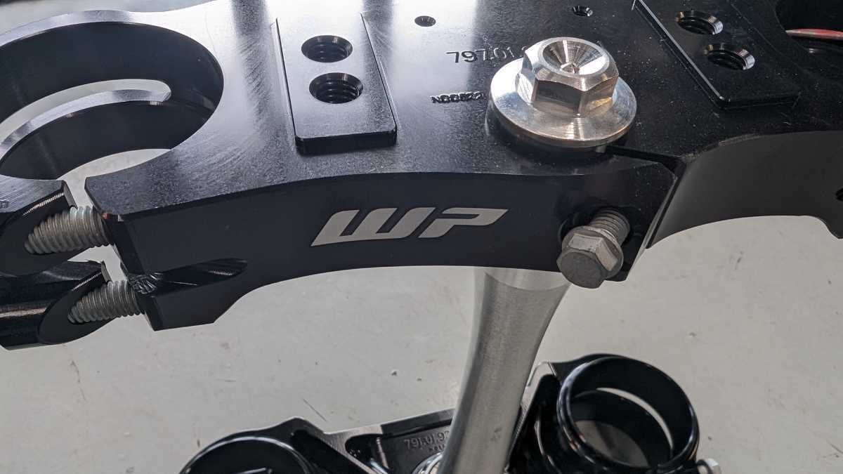 30%オフ！KTM Husqvarna Factory Racing triple clamp トリプルクランプ　 2014〜2023モデル GASGAS EXC TE FE EC_画像4