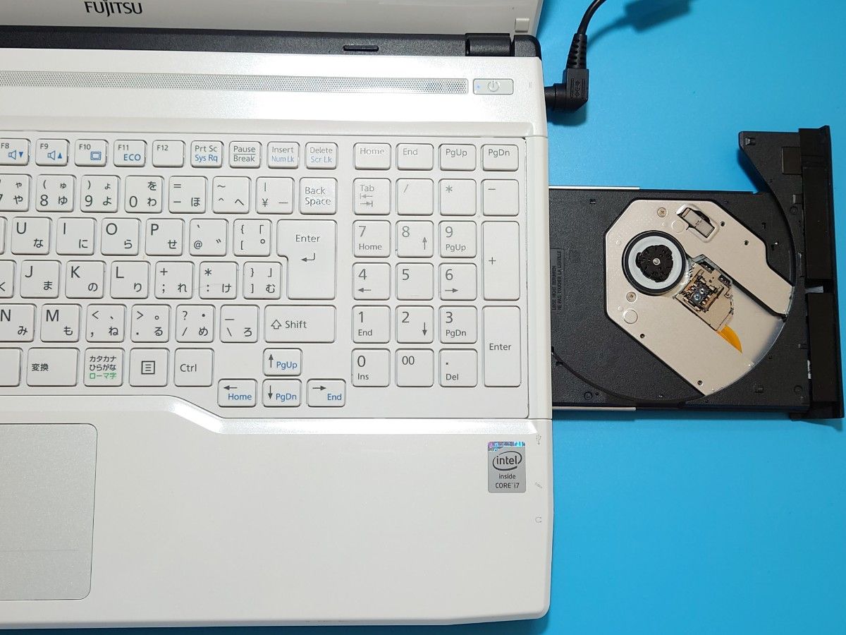 富士通 LIFEBOOK AH53/S Core i7 4712HQ SSD 1TB Windows11 富士通 LIFEBOOK AH53/S Core i7 4712HQ SSD 1TB Windows11