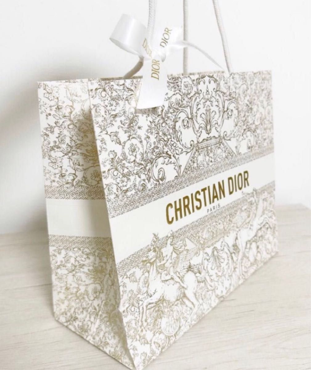 即発送】ディオール Dior ショッパー ホリデー 限定 クリスマス 即発送】ディオール Dior ショッパー ホリデー 限定 クリスマス