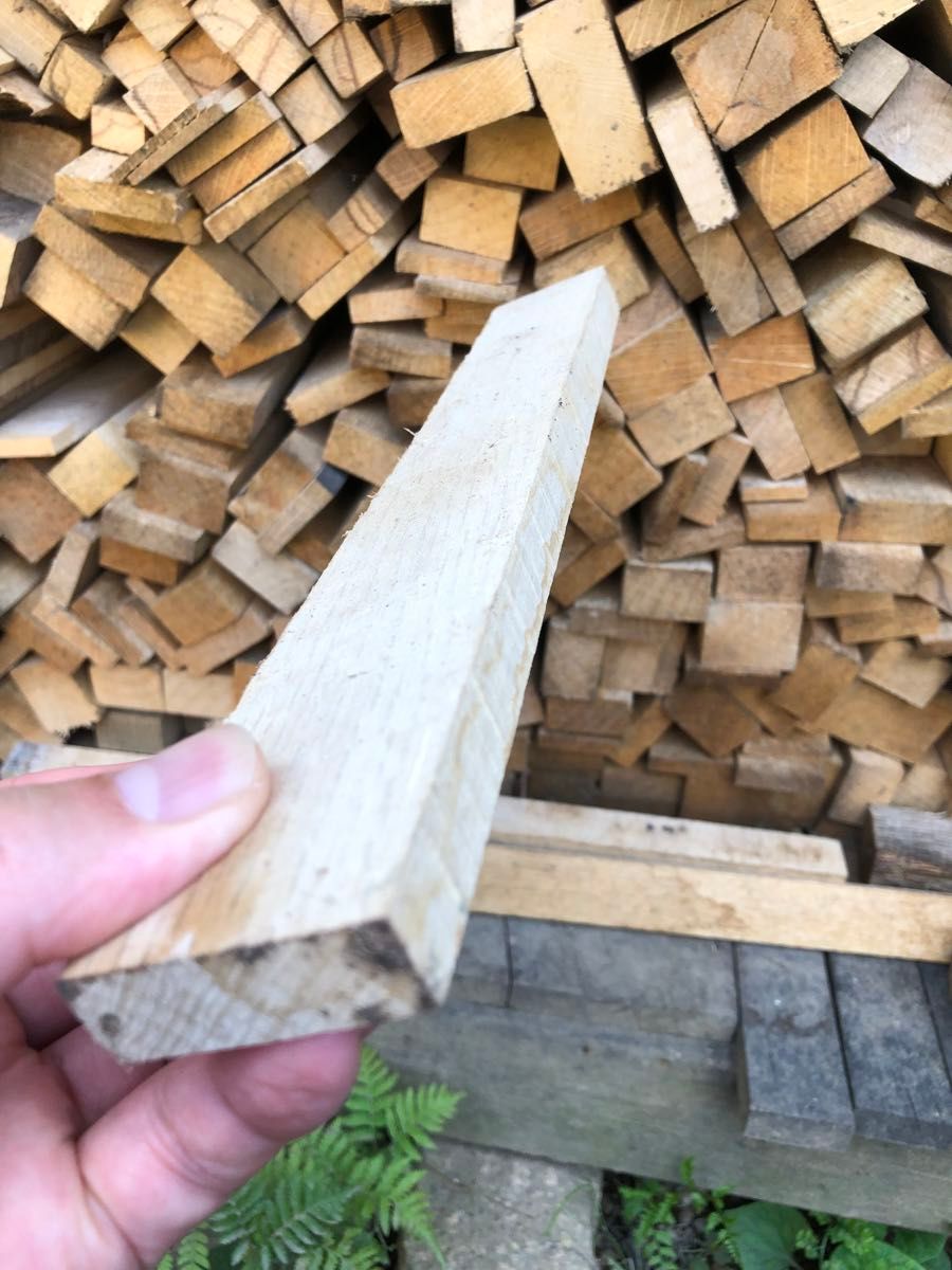 薪ストーブや焚き火等に最適　細め樫薪〜45cm位まで20kg