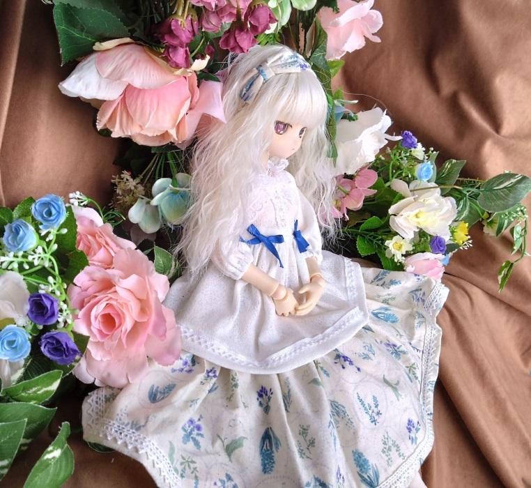 アゾン４５用の服AF286（ｈ・植物青）ＭＤＤ・ＤＤＰ・オビツ５０にも_画像4