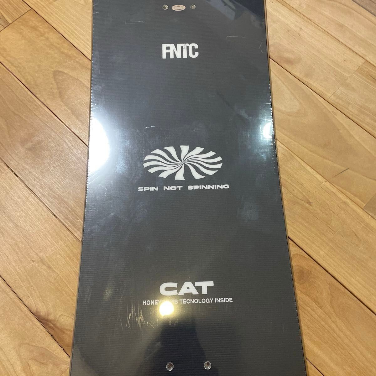 新品 ファナティック スノーボード FANATIC FNTC CAT 板 150 グラトリ 