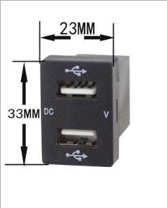 【新品】トヨタ ダイハツ Aタイプ USBポート ブルーLED 急速充電 電圧表示付 デュアルUSB（動作確認済み）の画像2