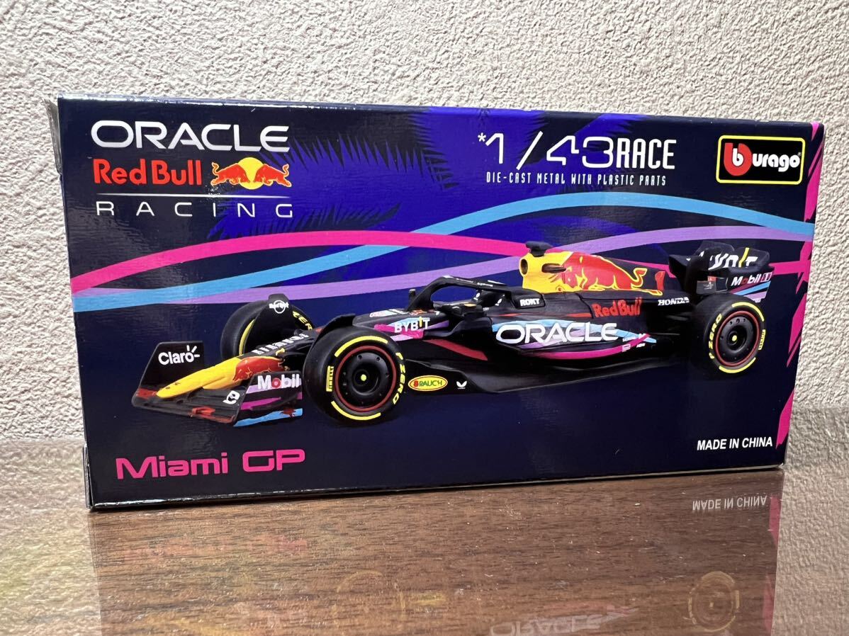 ブラーゴ 1/43 レッドブルF1 チーム RB19 マイアミGP 限定 マックス フェルスタッペン 限定カラー Max Verstappen 2023 ミニカーの画像3