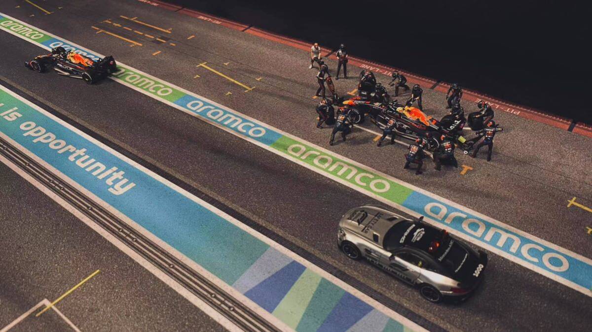 1/64 駐車場 F1サーキット メインストレート ピット グランプリ superGT ル・マン レーシングカー用 ミニカーマット minigt TARMAC 激レアの画像2