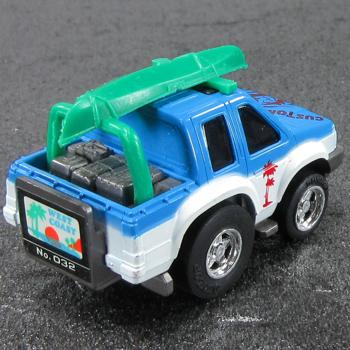 日本製 チョロＱ 初期 HG No.032 初版限定 ダットサン 4WD ダブルキャブ 初版_画像2