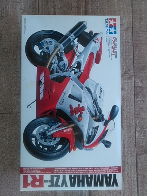  Tamiya YAMAHA YZF-R1