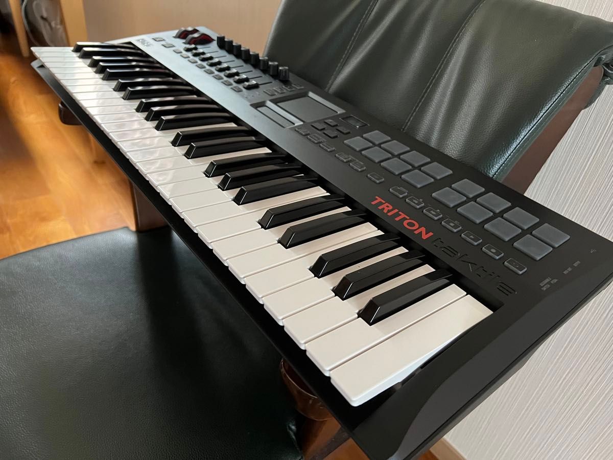 KORG TRITON Taktile 49(Triton音源内蔵)