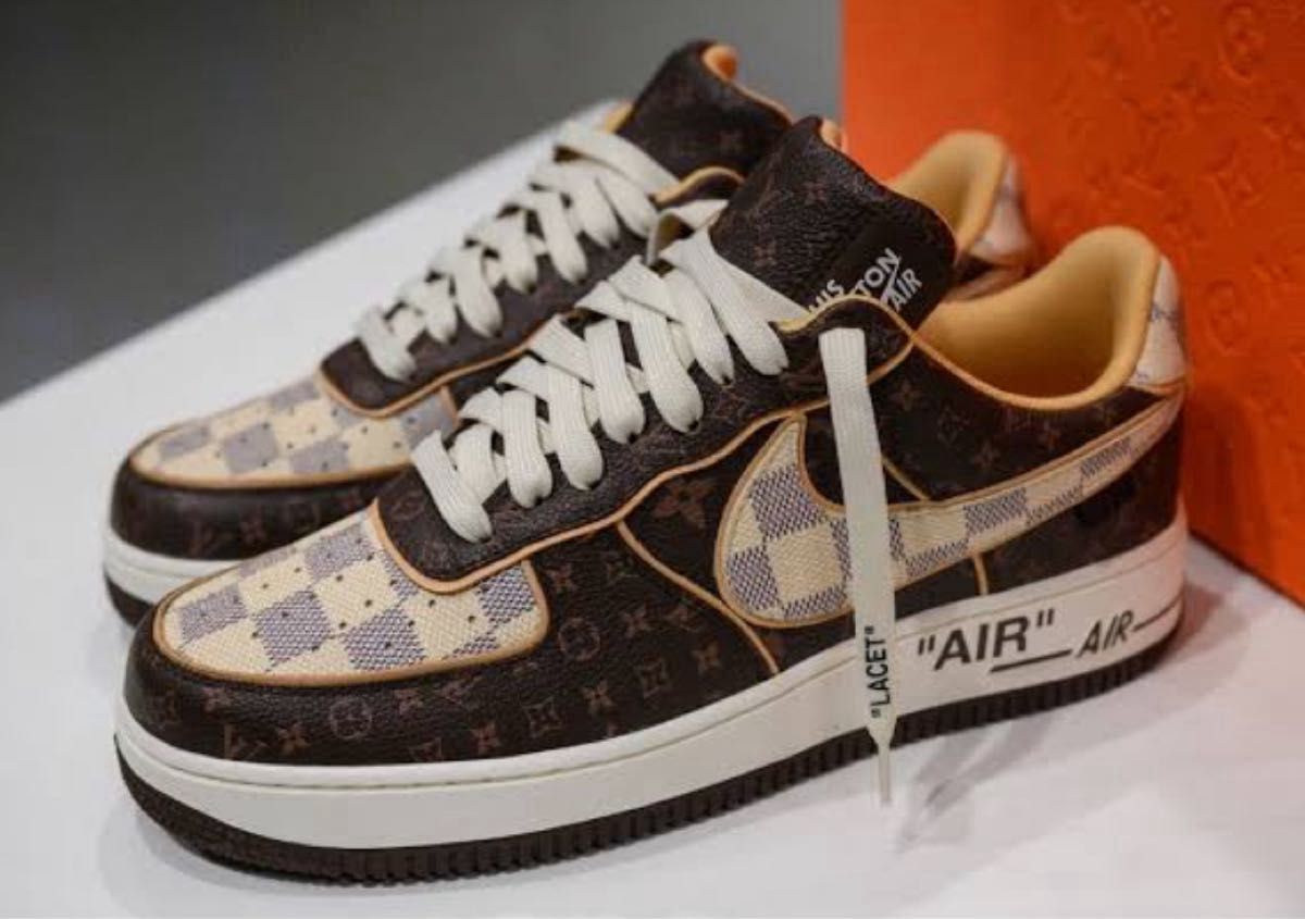 売り切り大セール LOUIS VUITTON × NIKE AIR FORCE 1 LOWE 即 売り切り大セール LOUIS VUITTON × NIKE AIR FORCE 1 LOWE 即