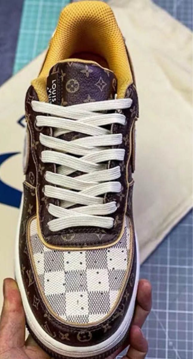 売り切り大セール LOUIS VUITTON × NIKE AIR FORCE 1 LOWE 即 売り切り大セール LOUIS VUITTON × NIKE AIR FORCE 1 LOWE 即