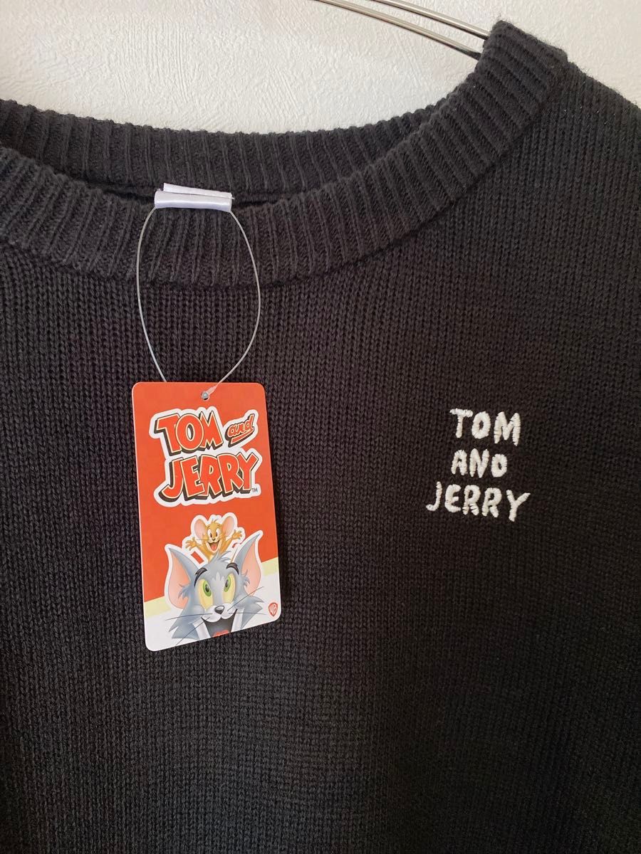 トムとジェリーTOM AND JERRY ニット　セーター　サイズ３L  大きめサイズ