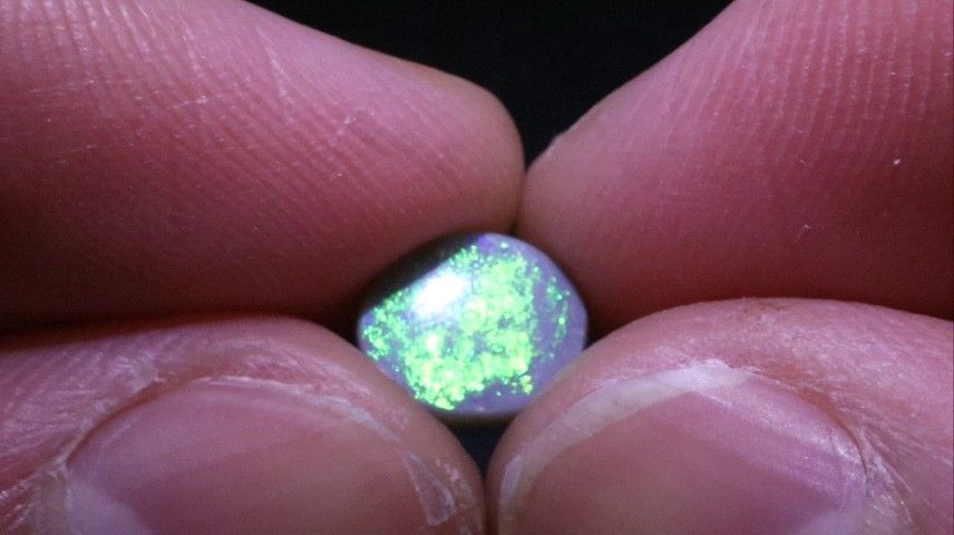 天然ブラックオパール オーストラリア産 1.250ct  OV  ルース 