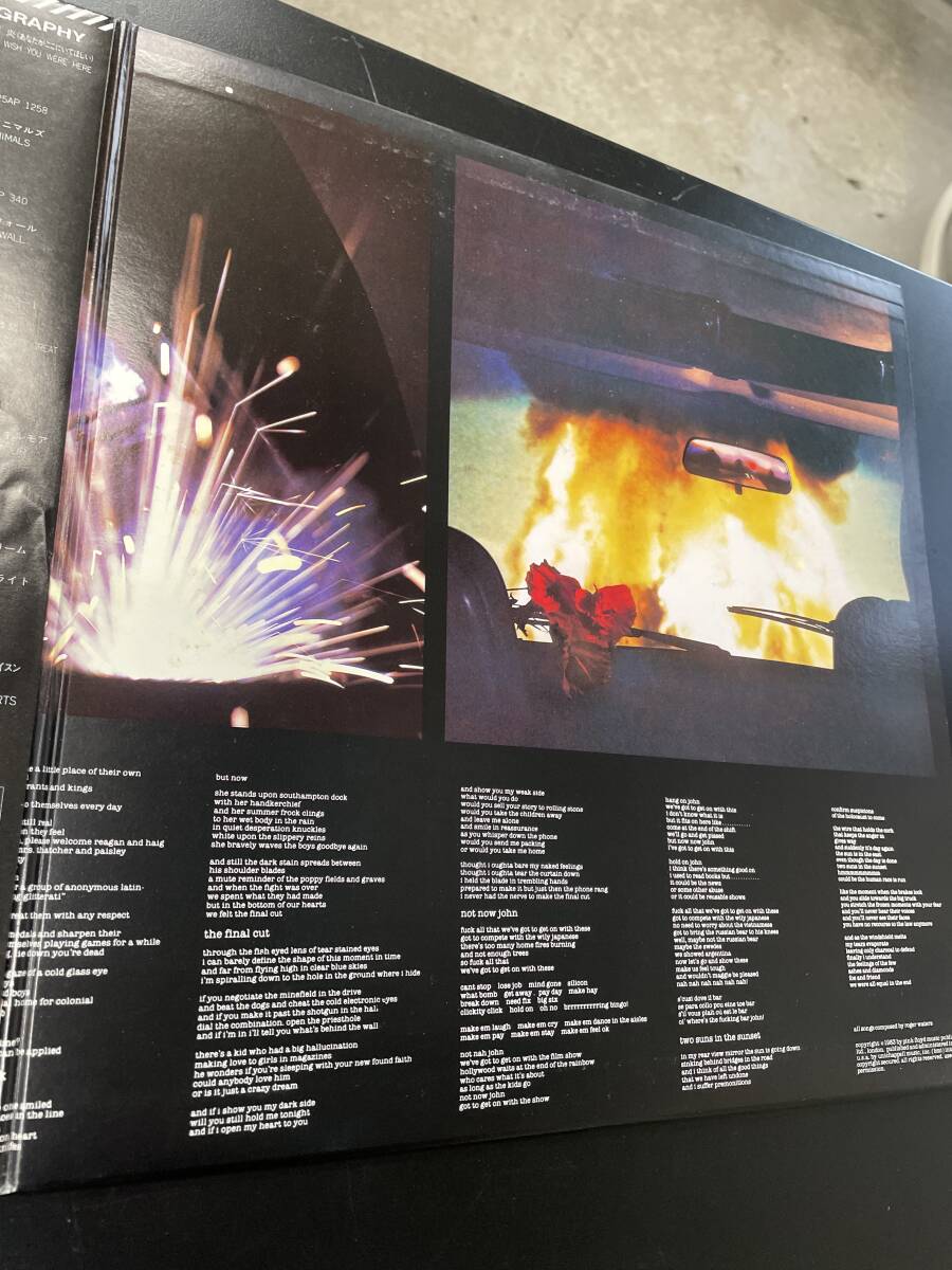 Pink Floyd(ピンク・フロイド)「The Final Cut(ファイナル・カット)」LP/CBS/SONY(25AP2410)帯付き美盤_画像4