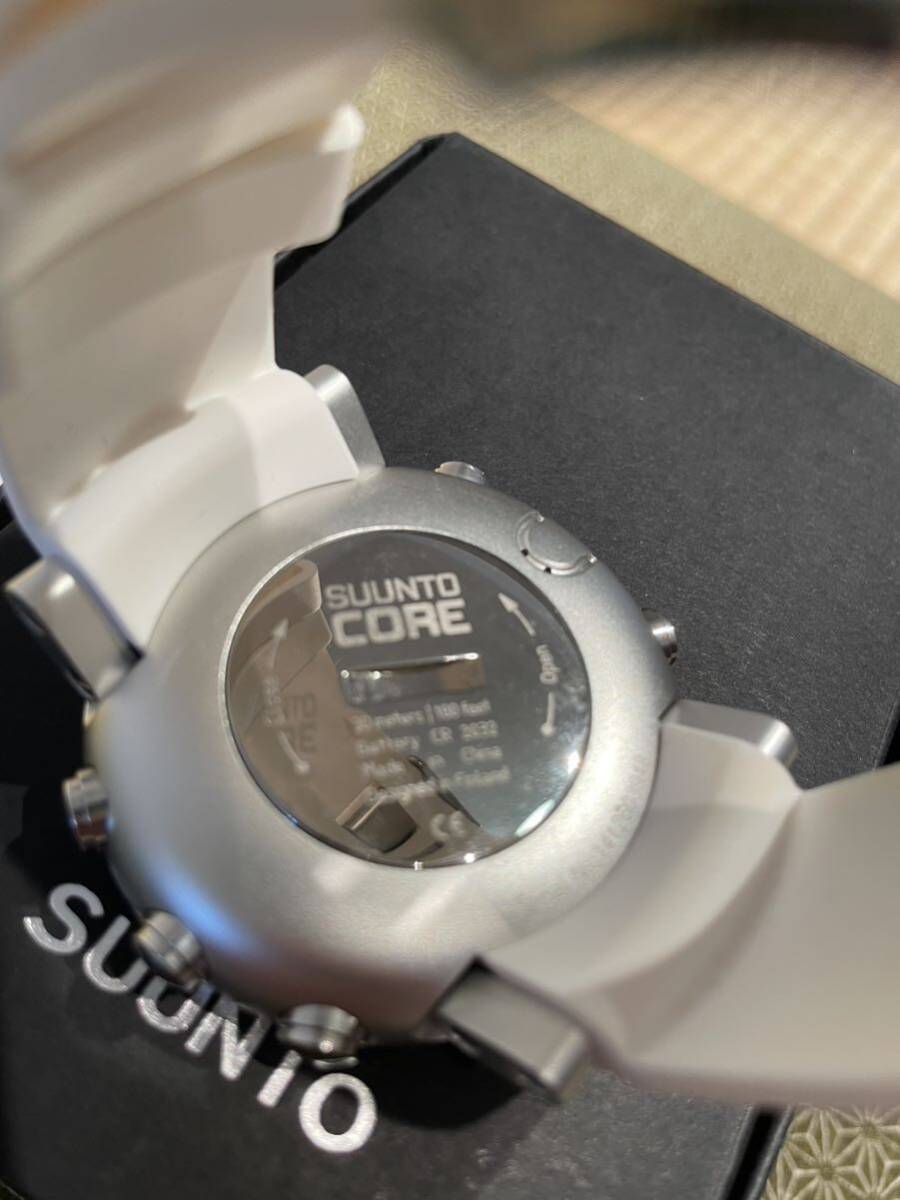 美品 SUUNTO CORE スント コア ホワイト SS018735000の画像7