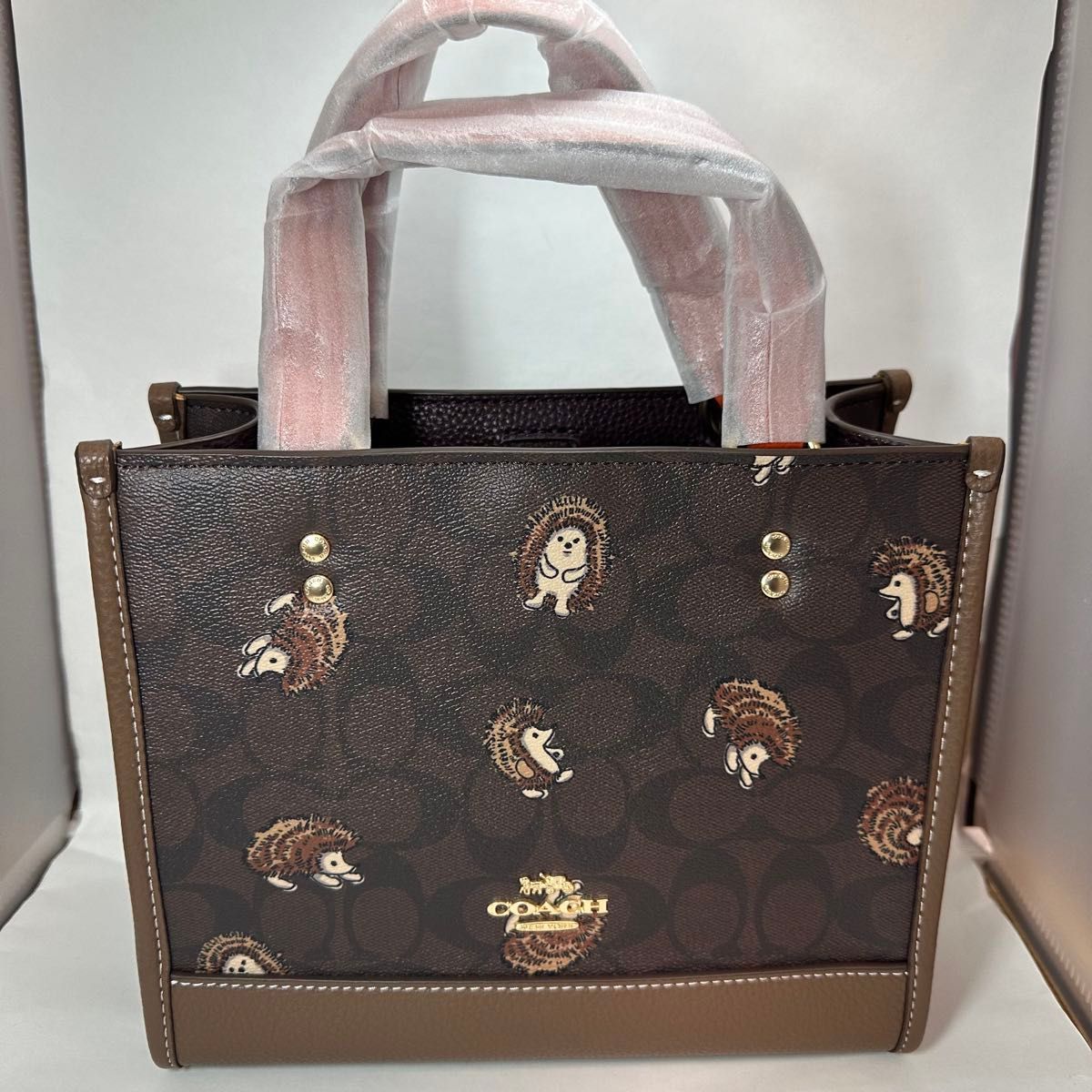 在庫1点 新品】coach コーチ バッグシグネチャー 2WAY トート 在庫1点 新品】coach コーチ バッグシグネチャー 2WAY トート