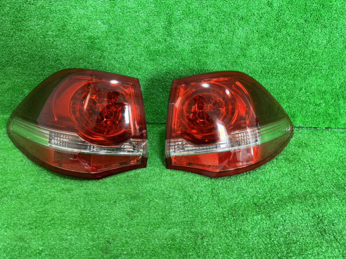 TOYOTA Toyota Crown Athlete GRS200 GRS202 GRS201 GRS204 GWS204 previous term original ICHIKOH tail lamp 30-347 30-351 left right set 