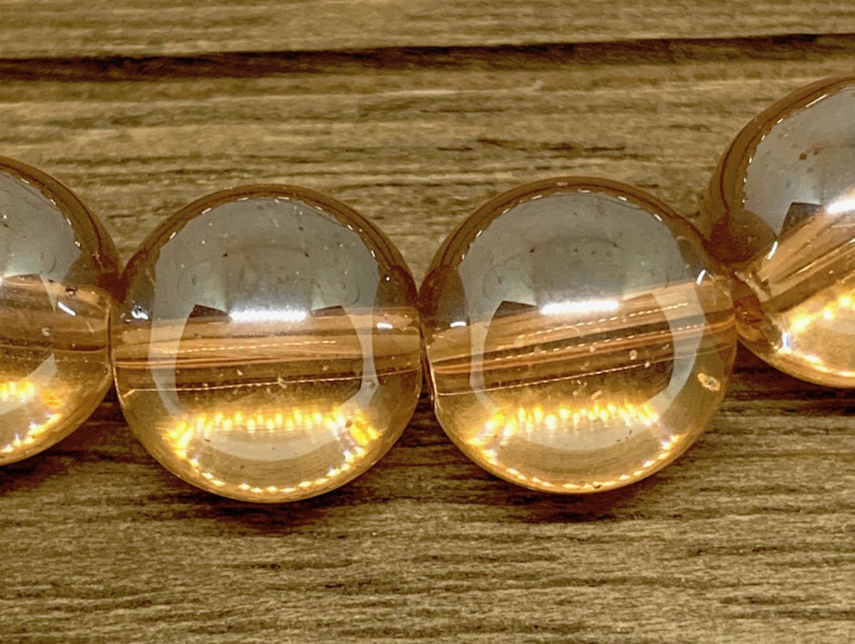 【Premio Fortuna】シャンパンゴールドの水晶ブレスレット ゴージャスな12ミリ珠 内径約16センチ 30174の画像3