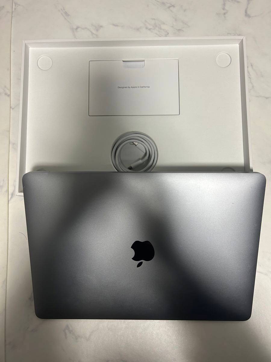 24時間以内発送　MacBook  Air M1チップ スペースグレイ