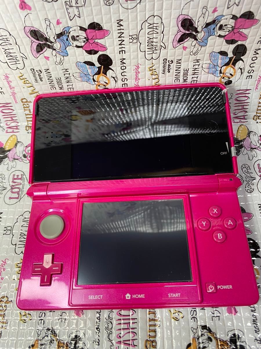 美品ニンテンドー3DS グロスピンク・スペシャルパック