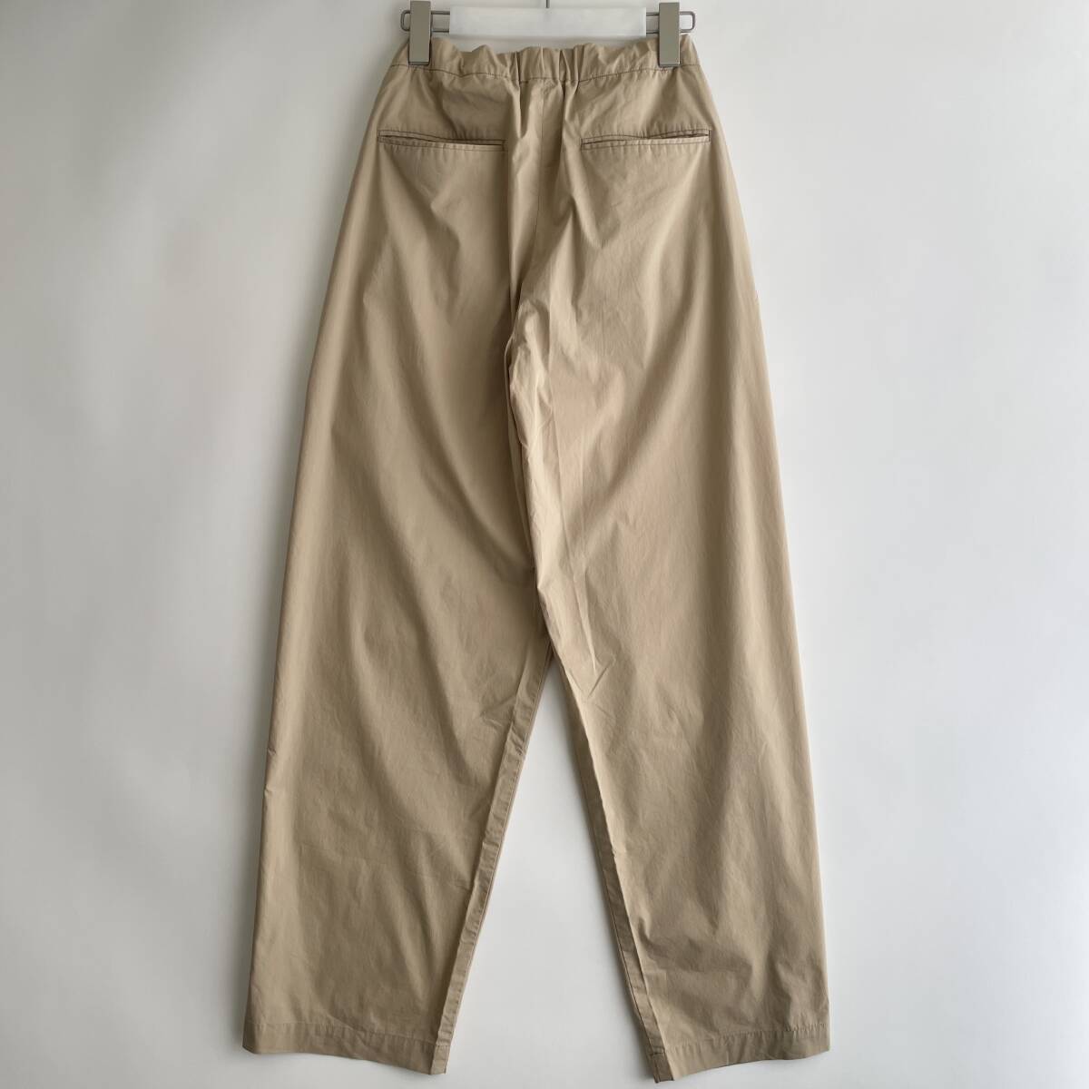 【美品】MORRIS & SONS size/2 (iz) モリスアンドサンズ 春夏 タック ワイド パンツ イージー スラックス コットン ポリ ベージュ 日本製