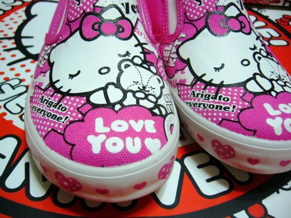  Тайвань  ограничение !!★  блиц-цена ♪  подлинный товар  !! ... ...40 годовщина    ограниченный товар  !! .../ обувь    розовый  21.0cm LOVE YOU